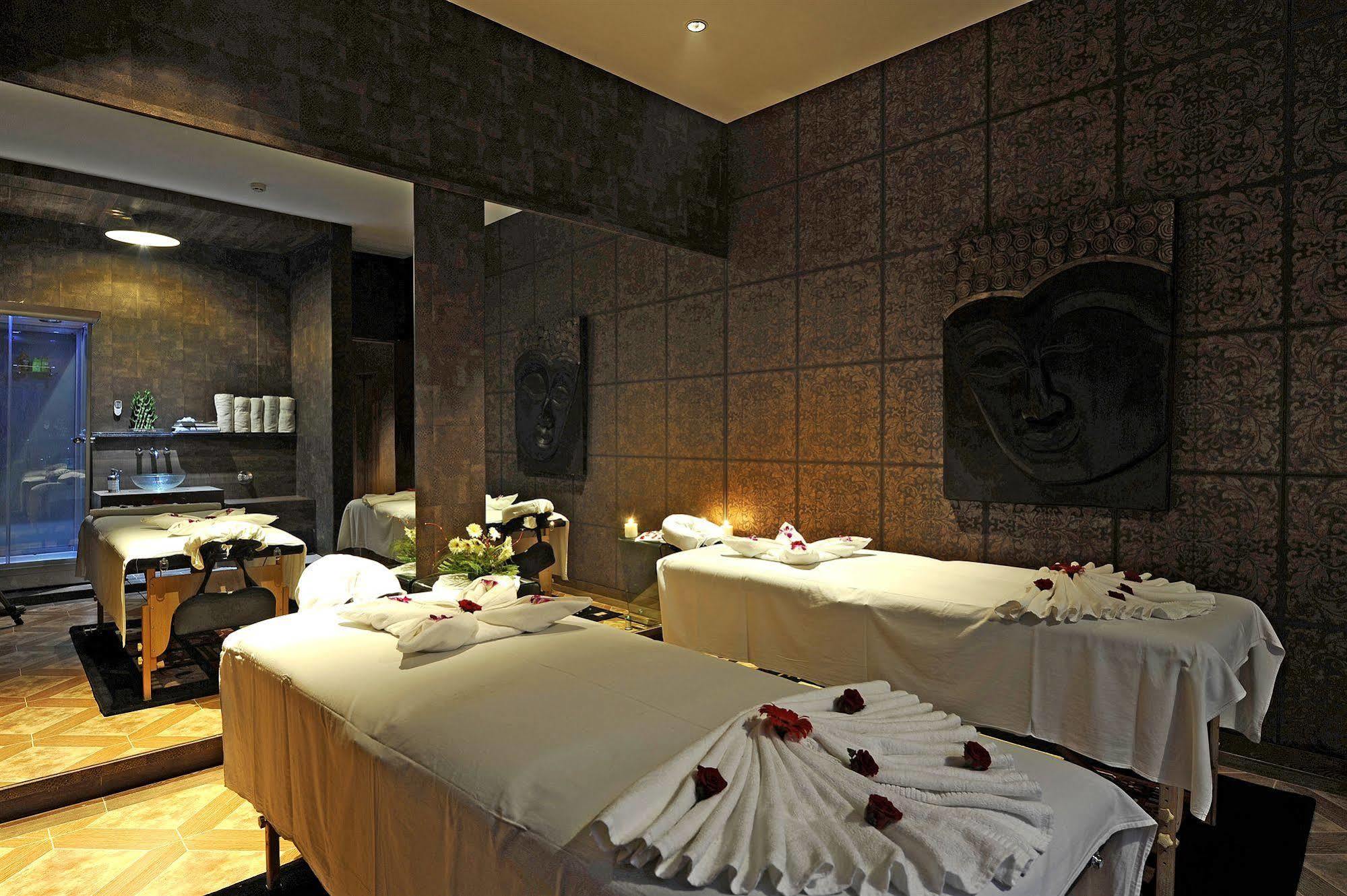 Della Resorts Lonavala Dış mekan fotoğraf
